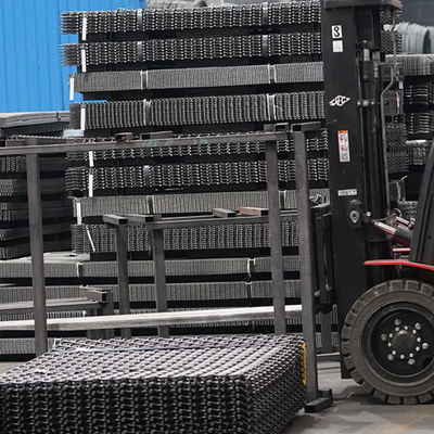 Tăng cường và độ dẻo dai Stainless Steel Woven Wire Screens cho ngành công nghiệp hóa học